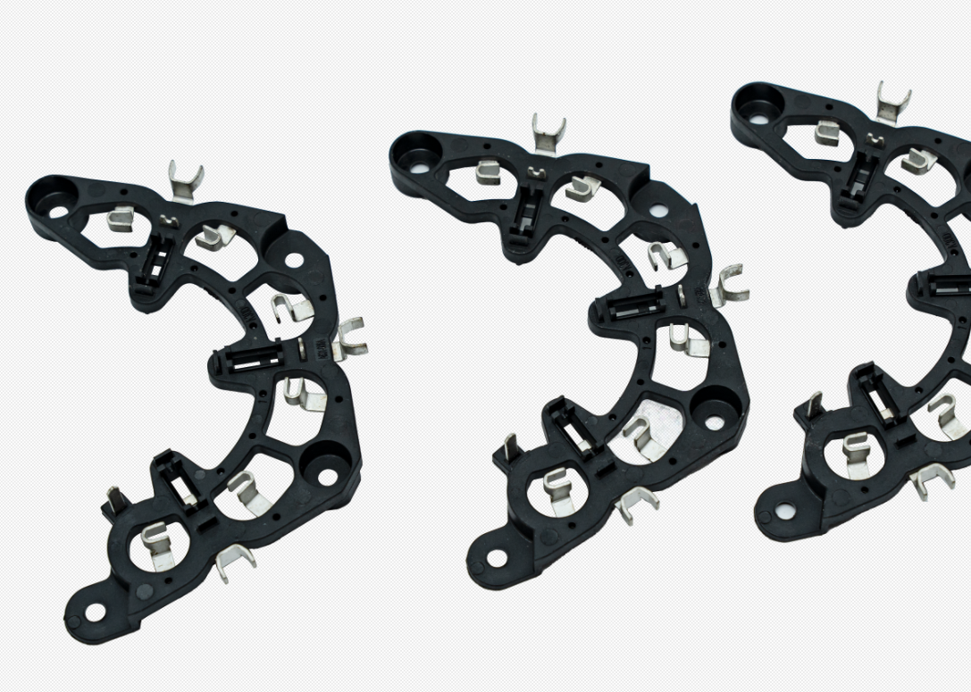 大灯线束固定夹用增强尼龙的优势